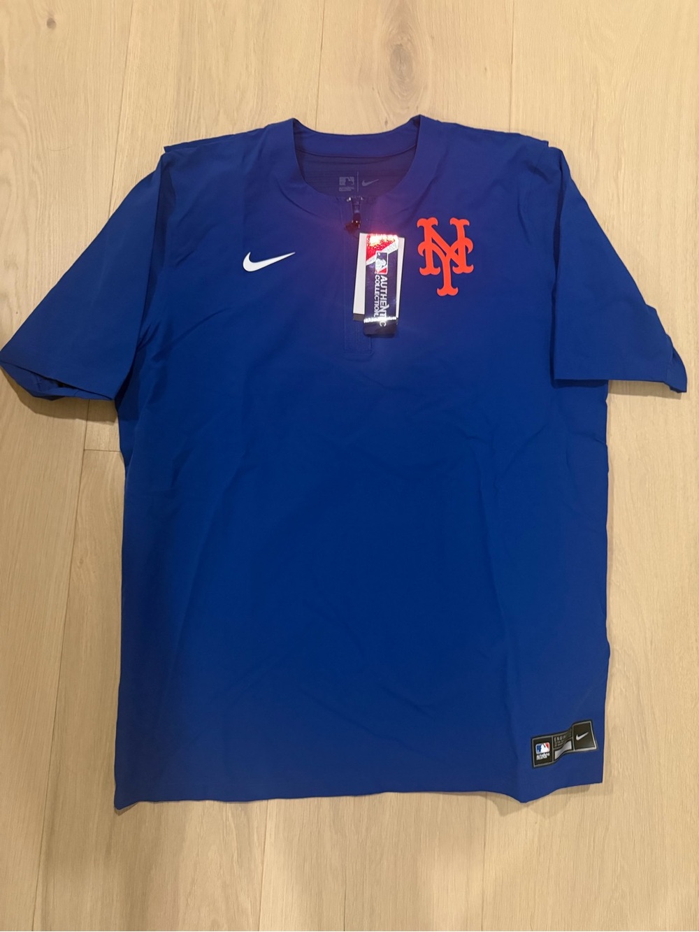 NWT- New York Mets Nike dri-fit quarter zip shirt size M